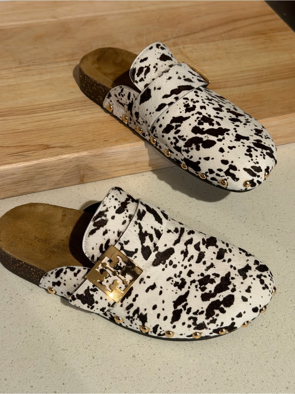 Tory Burch Womens Mellow Stud Ivory Animal Print Calf Hair Mules - Picture 11 of 11